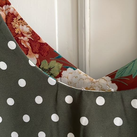 Chico’s reversible tank top - Picture 7 of 7